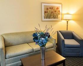 Comfort Suites
