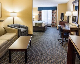 Comfort Suites