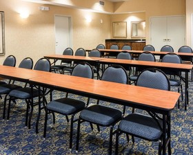 Comfort Suites