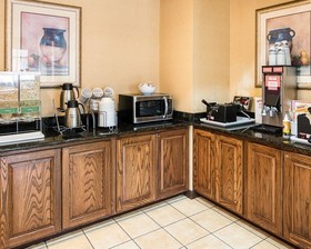 Comfort Suites
