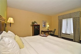 Hampton Inn & Suites Nacogdoches