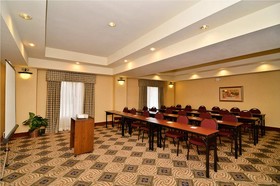 Hampton Inn & Suites Nacogdoches