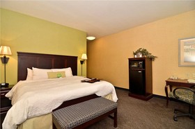 Hampton Inn & Suites Nacogdoches