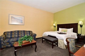 Hampton Inn & Suites Nacogdoches
