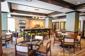 Holiday Inn Express Hotel & Suites Nacogdoches