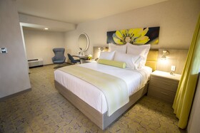 The Fredonia Hotel & Convention Center