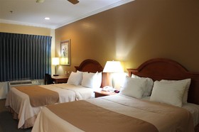 Days Inn by Wyndham Navasota