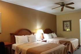 Days Inn by Wyndham Navasota