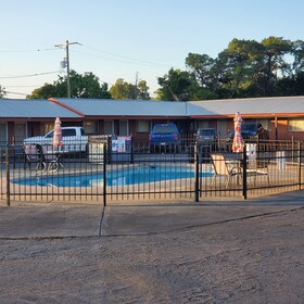 Vanguard Motel