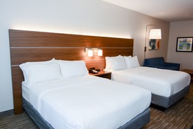 Holiday Inn Express & Suites New Boston