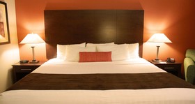 Best Western Inn & Suites