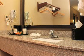 Best Western Inn & Suites