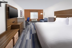 Holiday Inn Express & Suites New Braunfels
