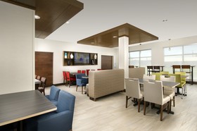 Holiday Inn Express & Suites New Braunfels