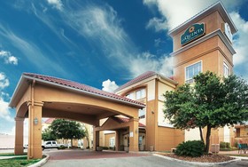 La Quinta Inn & Suites by Wyndham New Braunfels