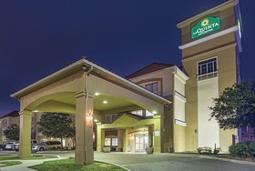 La Quinta Inn & Suites by Wyndham New Braunfels