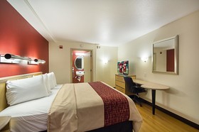 Super 8 by Wyndham New Braunfels I-35