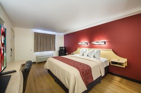 Super 8 by Wyndham New Braunfels I-35