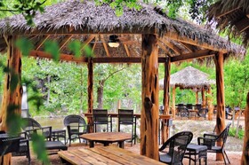 Son's Guadalupe Glamping
