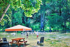 Son's Guadalupe Glamping