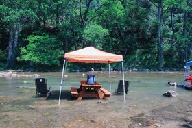 Son's Guadalupe Glamping