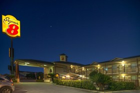SureStay Hotel by Best Western New Braunfels