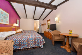 Travelodge by Wyndham New Braunfels