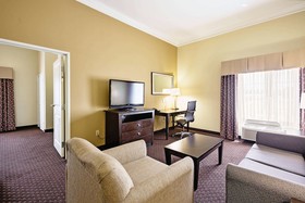 La Quinta Inn & Suites by Wyndham Houston New Caney