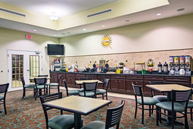 La Quinta Inn & Suites by Wyndham Houston New Caney
