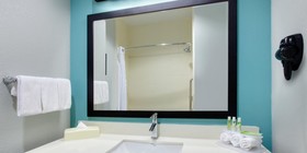 Holiday Inn Express & Suites Fort Worth North - Northlake