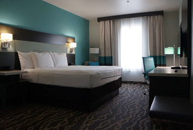 La Quinta Inn & Suites by Wyndham Northlake Fort Worth