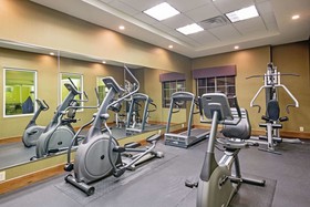 La Quinta Inn & Suites by Wyndham Fort Worth NE Mall
