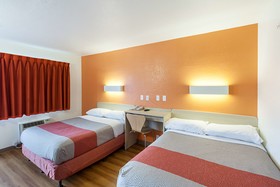 Red Oak Inn