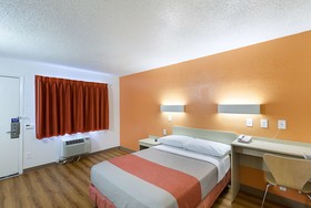 Red Oak Inn