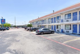 Red Oak Inn