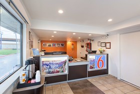 Red Oak Inn
