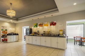 Studio 6 Suites North Richland Hills