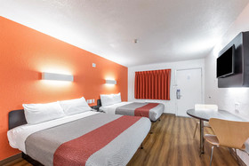 Red Oak Inn