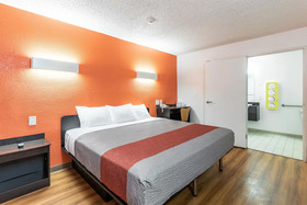 Red Oak Inn