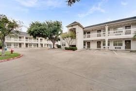 Studio 6 Ft. Worth - North Richland Hills