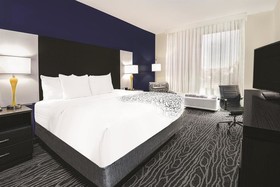La Quinta Inn & Suites by Wyndham Odessa North