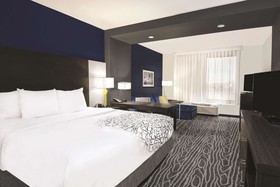 La Quinta Inn & Suites Odessa North - Sienna Tower
