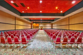MCM Grandé Hotel & Fundome