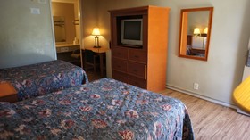 Executive Inn & Suites