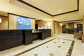 Holiday Inn Express Hotel & Suites Ozona