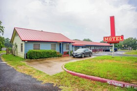 Budget Inn By Oyo Palestine Texas Highway 79