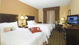 Hampton Inn & Suites Palestine