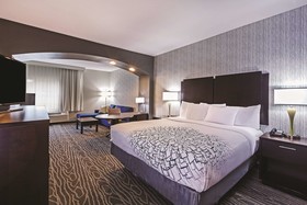 La Quinta Inn & Suites by Wyndham Palestine