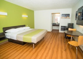 Motel 6 Palestine Tx