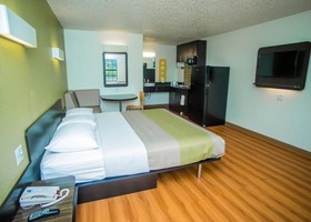 Motel 6 Palestine Tx